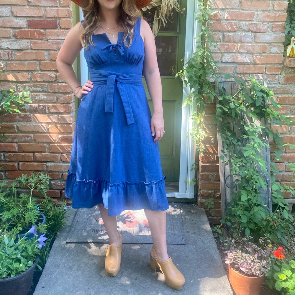 Vintage denim ruffle dress